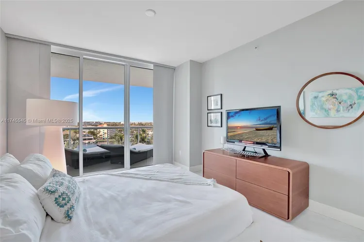 The Plaza at Oceanside #711 image #15