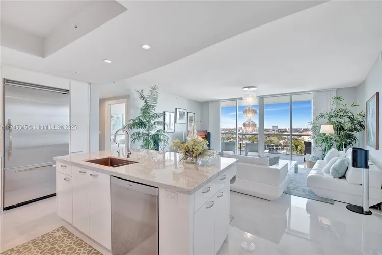 The Plaza at Oceanside #711 image #7