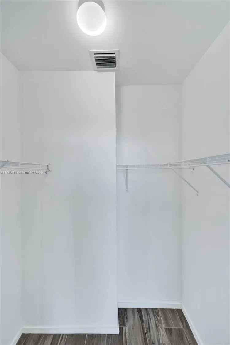 SLS Lux Brickell #5010 image #13
