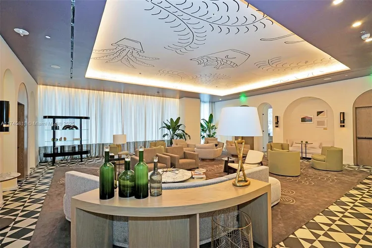 SLS Lux Brickell #5010 image #31