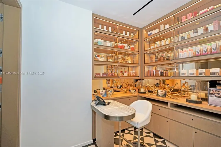 SLS Lux Brickell #5010 image #34