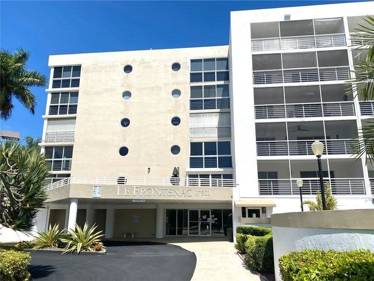 Le Frontenac #511 image #17