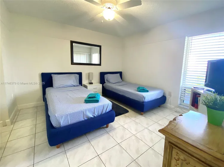 Le Frontenac #511 image #9