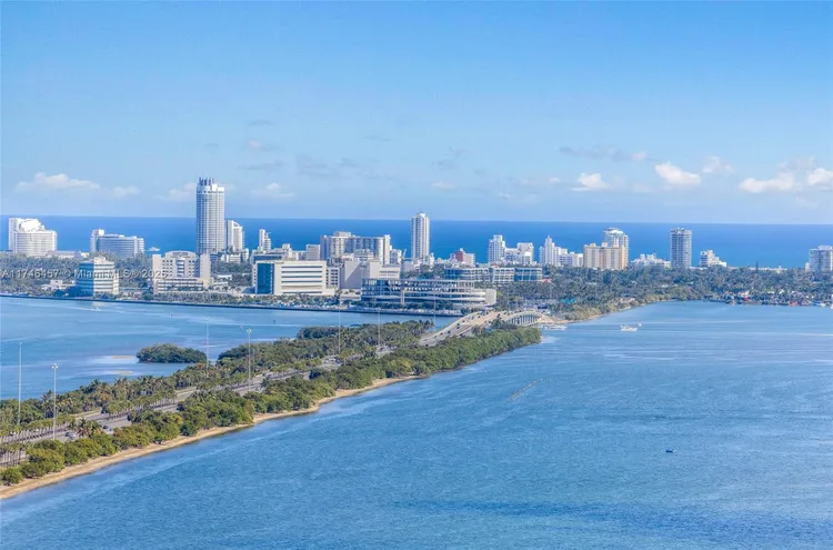 One Paraiso #3603 image #48