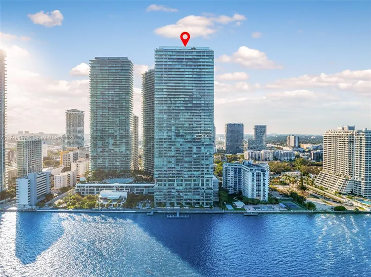 One Paraiso #3603 image #54