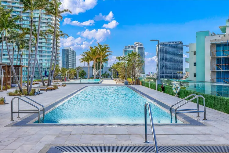 One Paraiso #3603 image #69