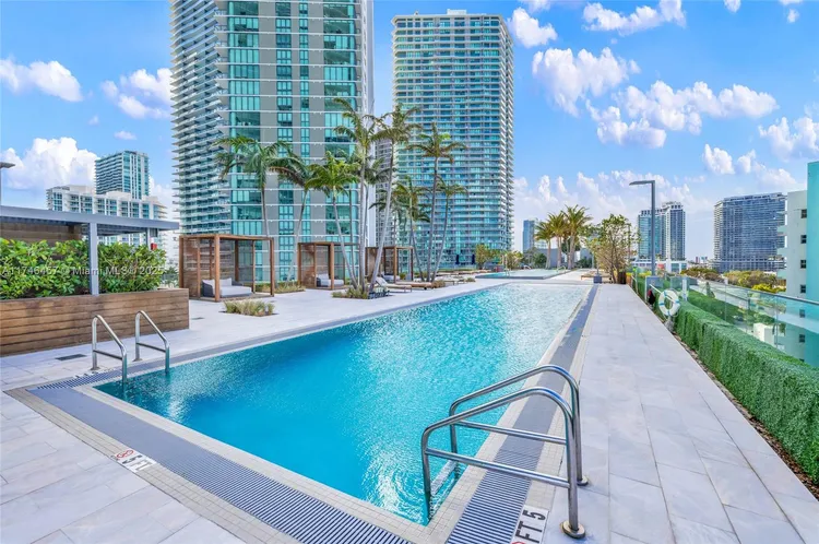 One Paraiso #3603 image #70