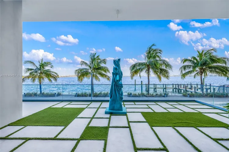 One Paraiso #3603 image #77