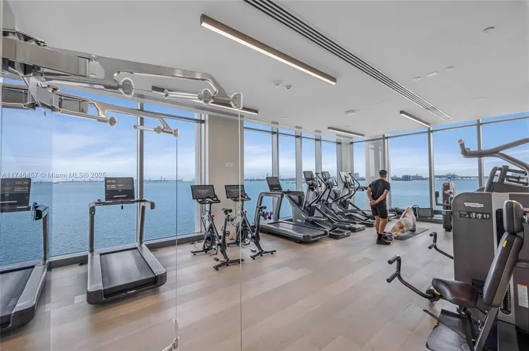 One Paraiso #3603 image #84