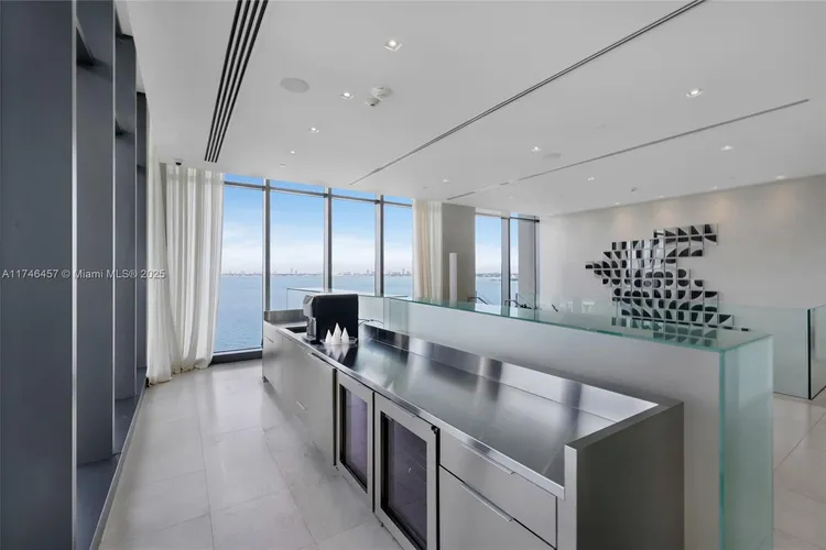 One Paraiso #3603 image #94