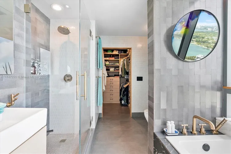 Paraiso Bay #4708 image #34