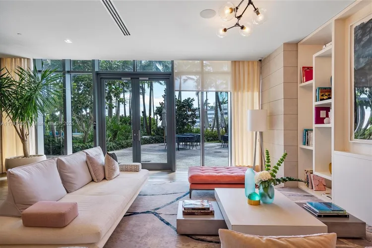 Paraiso Bay #4708 image #42