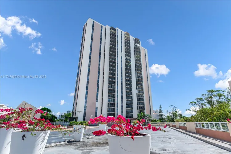 Coronado #1706 image #18