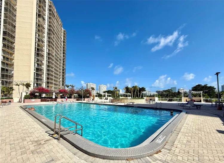 Coronado #1706 image #19