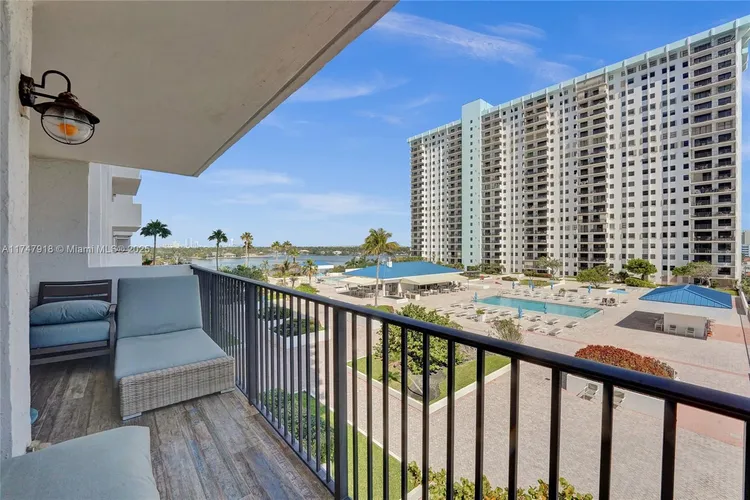 The Summit #701S image #19