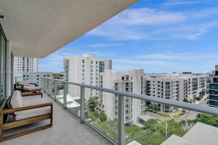 Le Parc at Brickell #902 image #23