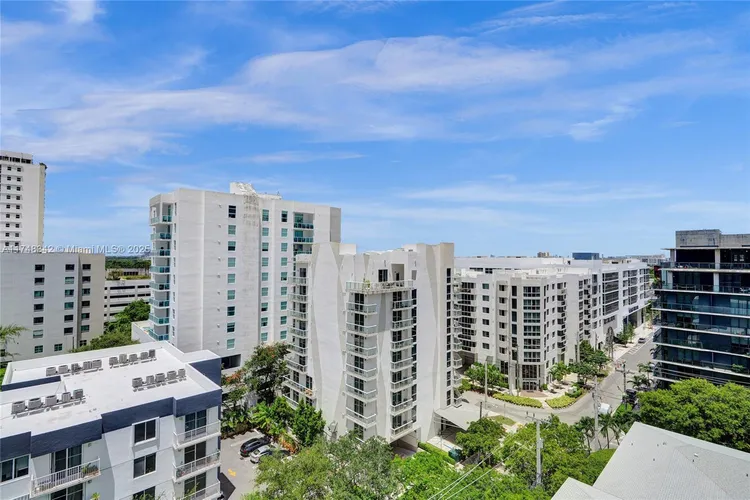 Le Parc at Brickell #902 image #24