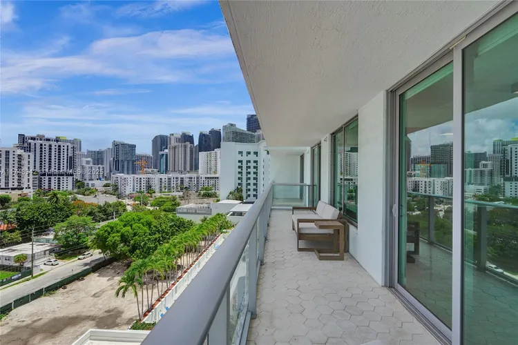 Le Parc at Brickell #902 image #27