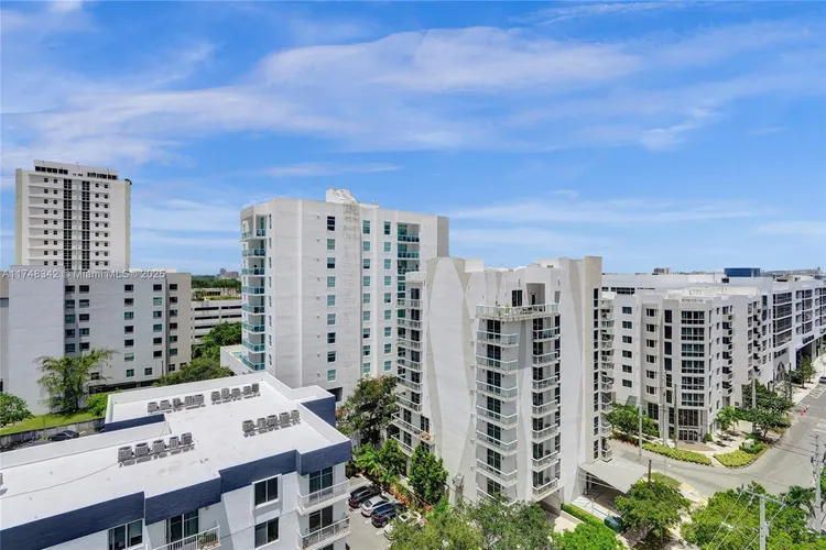 Le Parc at Brickell #902 image #30