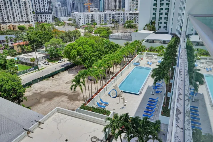 Le Parc at Brickell #902 image #31