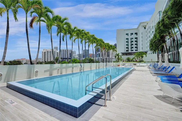 Le Parc at Brickell #902 image #35
