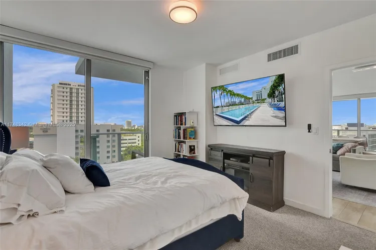 Le Parc at Brickell #902 image #8