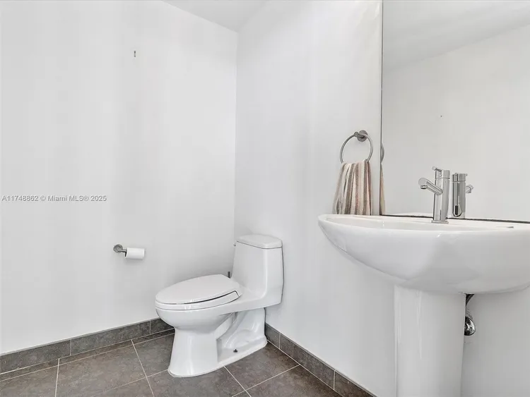 Cielo on the Bay #1202 image #17