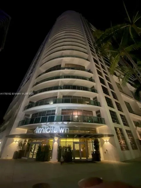 Midtown 4 #H3005 image #24