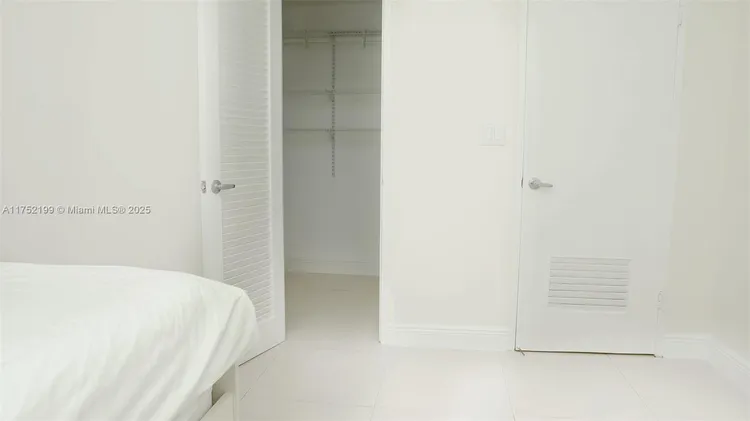 The Residences On Hollywood Beach #545 image #10