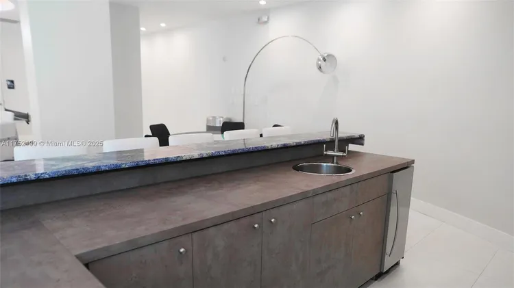 The Residences On Hollywood Beach #545 image #21