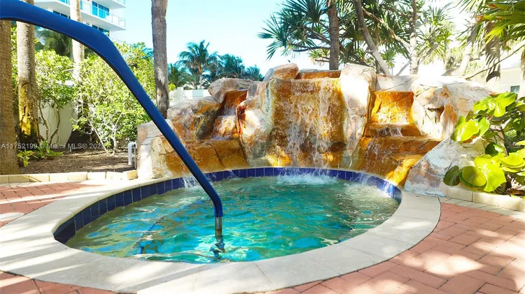 The Residences On Hollywood Beach #545 image #26