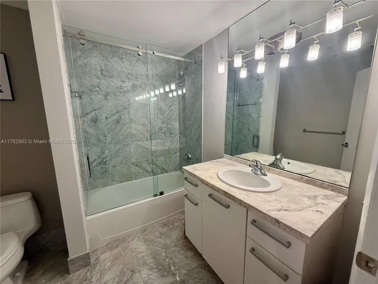 Vizcayne South Tower #316 image #17