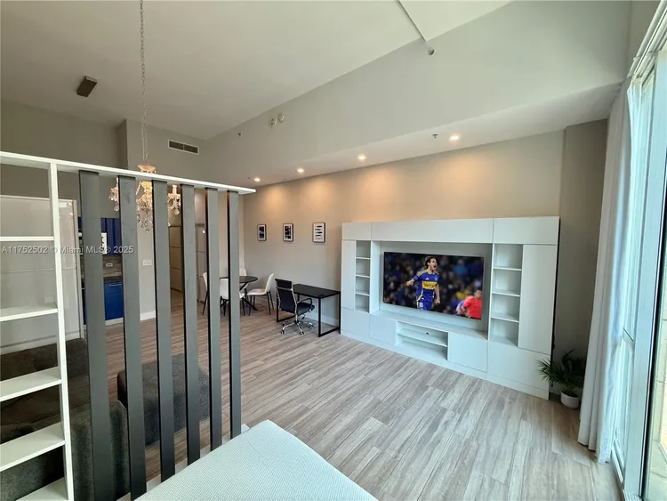 Vizcayne South Tower #316 image #7