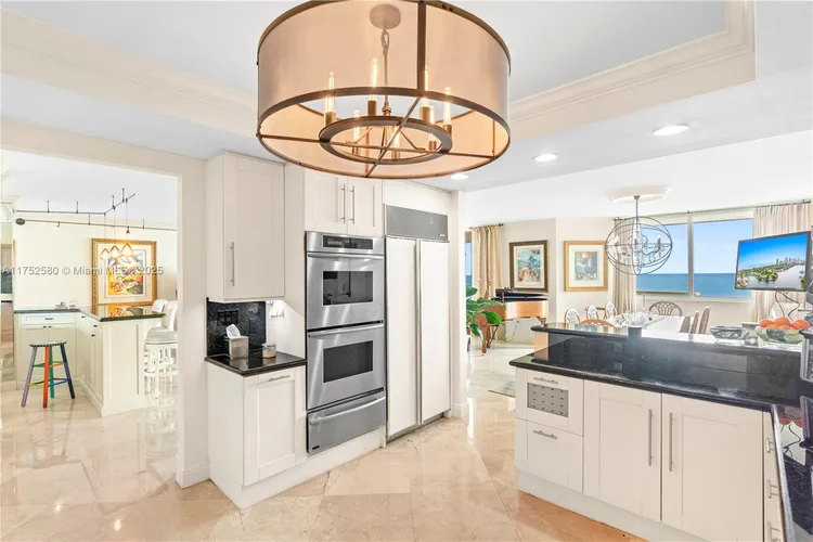 Hamptons South #2708 image #10