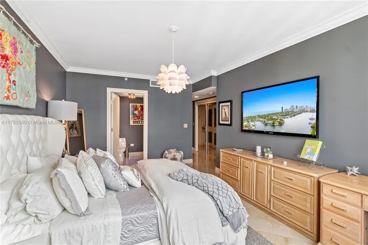 Hamptons South #2708 image #19