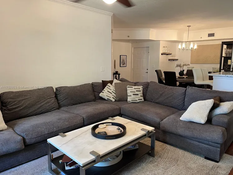 Porto Bellagio #4105 image #10