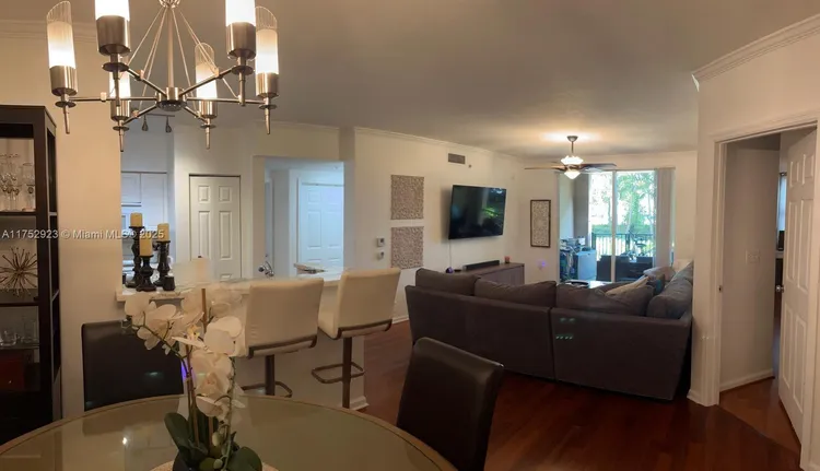 Porto Bellagio #4105 image #13