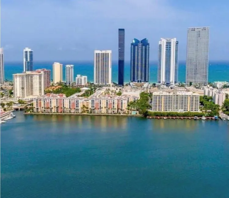 Porto Bellagio #4105 image #31