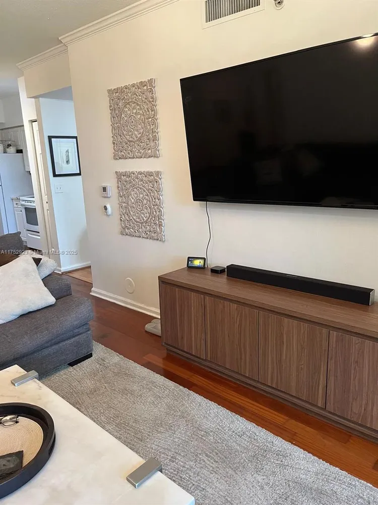 Porto Bellagio #4105 image #46