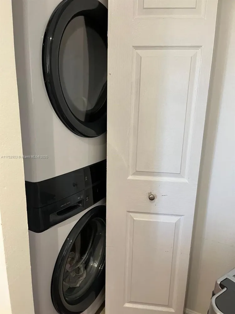 Porto Bellagio #4105 image #52