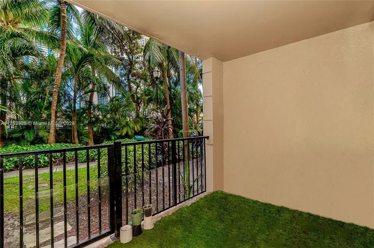 Porto Bellagio #4105 image #7