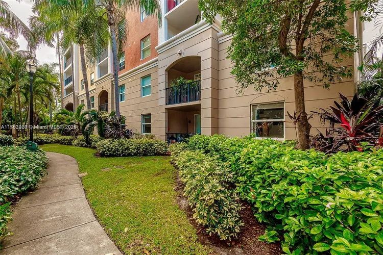 Porto Bellagio #4105 image #8