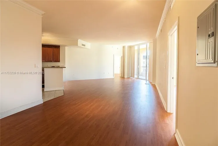 Alaqua #624 image #12