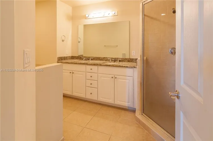 Alaqua #624 image #19