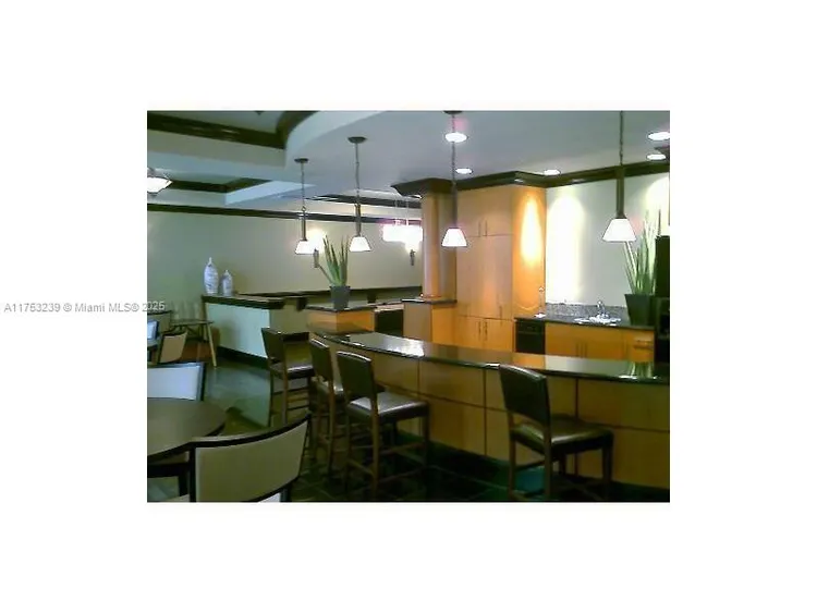 Alaqua #624 image #8