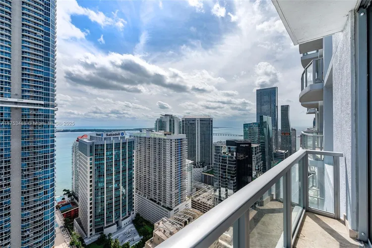 Avenue 1060 Brickell #4203 image #16