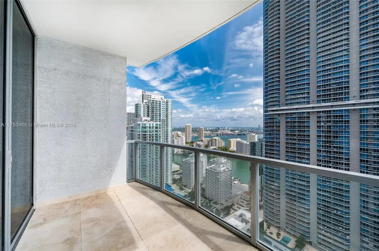 Avenue 1060 Brickell #4203 image #17