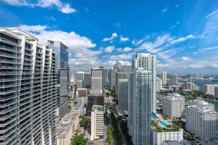 Avenue 1060 Brickell #4203 image #20