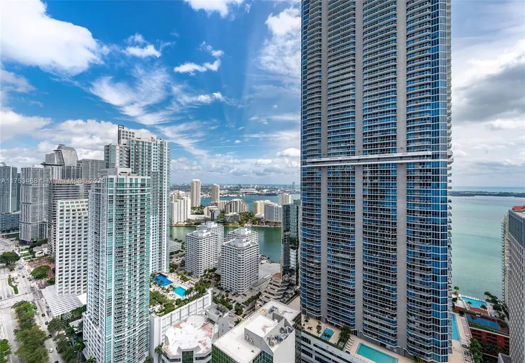 Avenue 1060 Brickell #4203 image #21