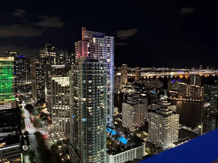 Avenue 1060 Brickell #4203 image #23